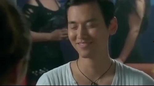 爆操富婆在线视频播放,富婆视频直播现象背后的真相与争议